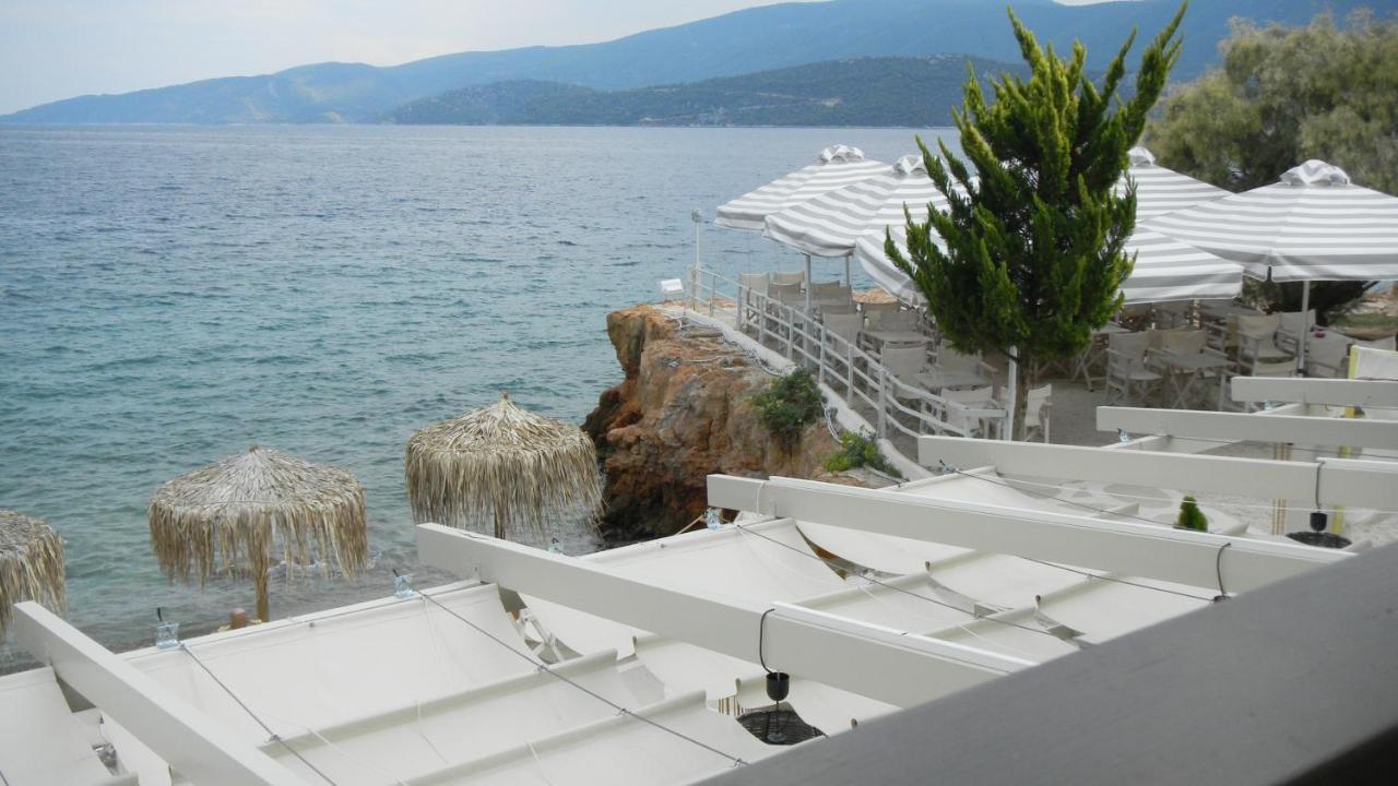 Cosy Guesthouse-Souterrain With Garden In City Center Corinto Esterno foto