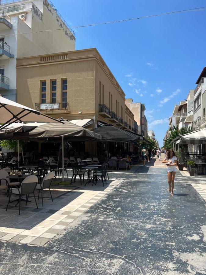Cosy Guesthouse-Souterrain With Garden In City Center Corinto Esterno foto