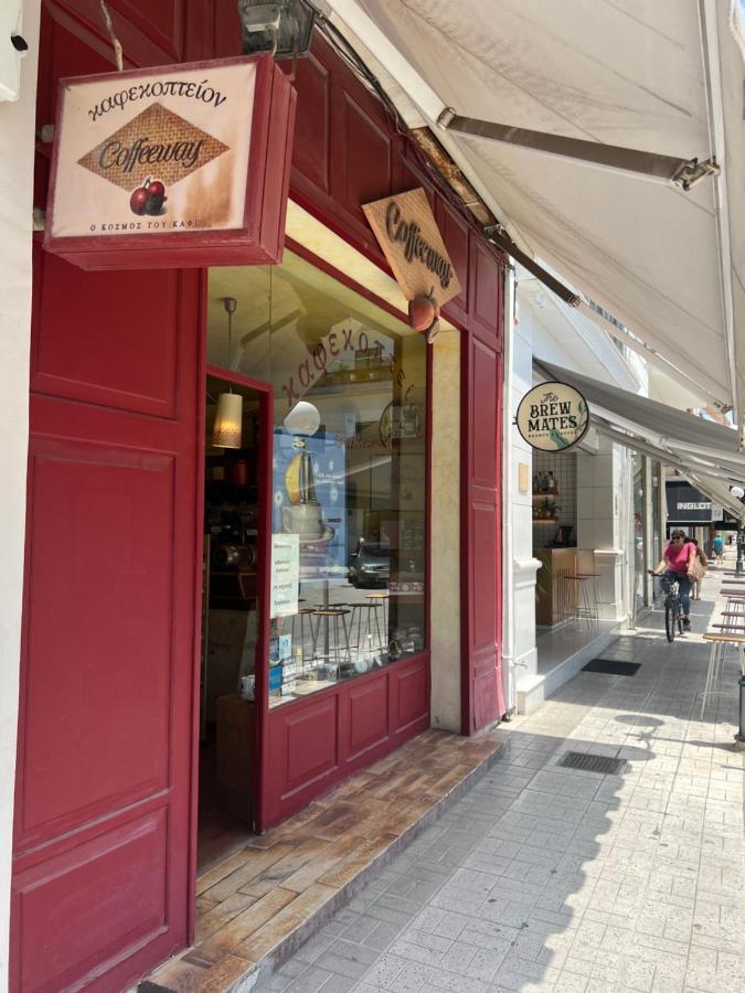 Cosy Guesthouse-Souterrain With Garden In City Center Corinto Esterno foto